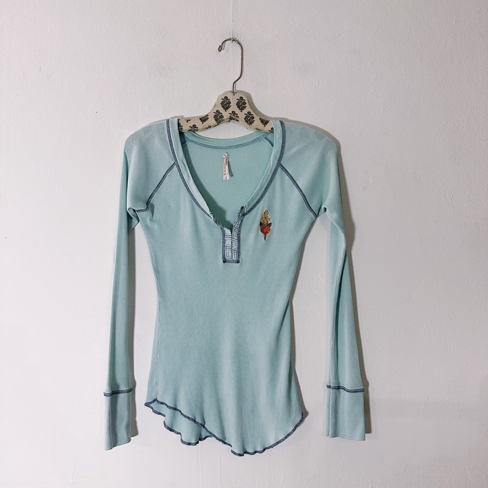 Free People Y2K Vintage Henley Thermal Ribbed Top Sword Embroidery Blue - Picture 8 of 8